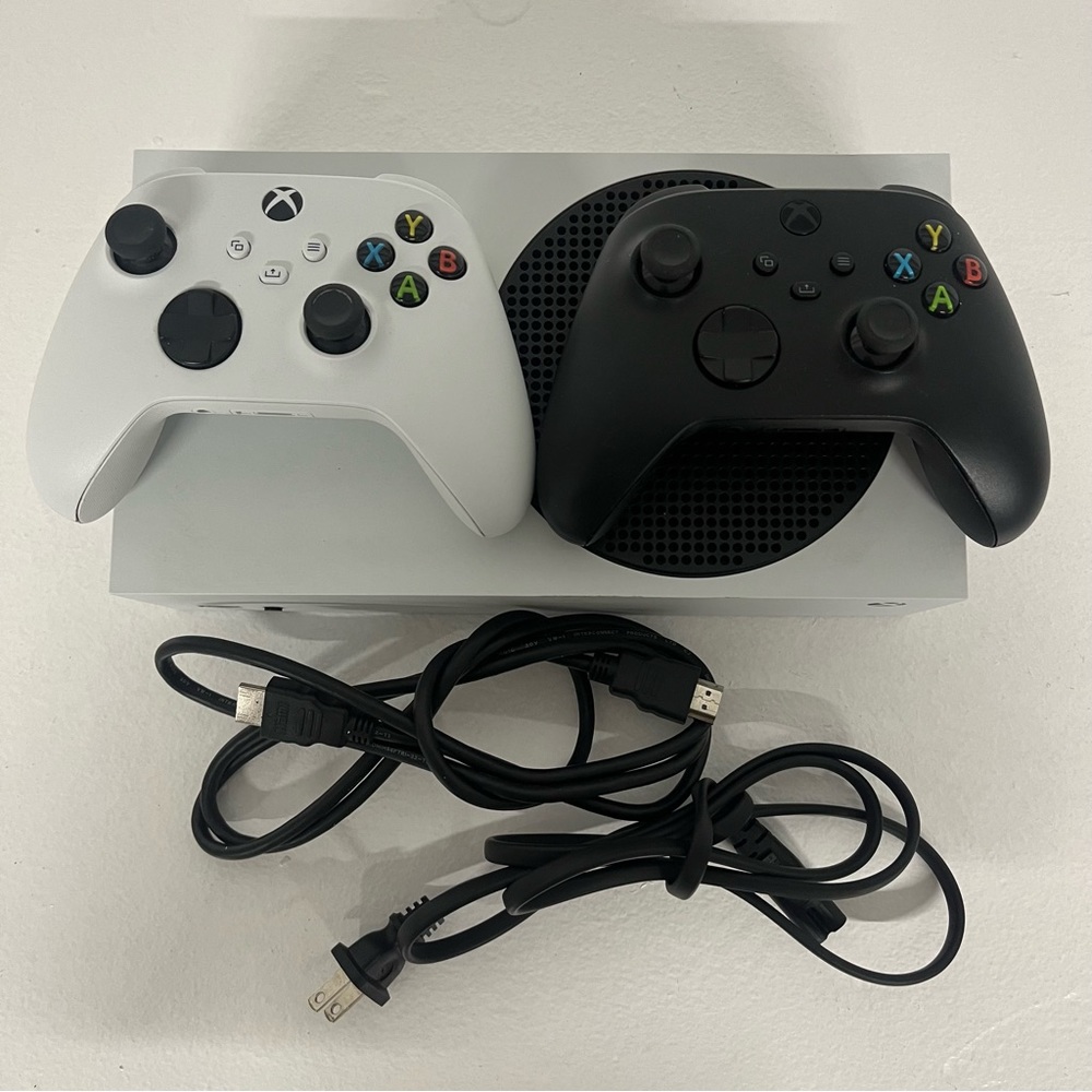 Microsoft Xbox Series S 512GB White Console Comes W/ Both Controllers & Cables